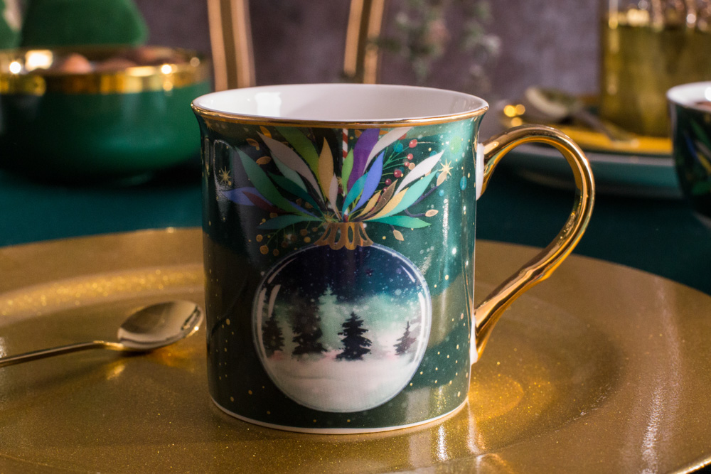 Mystery straight mug with gold handle NBC 250 ml dec. Bauble