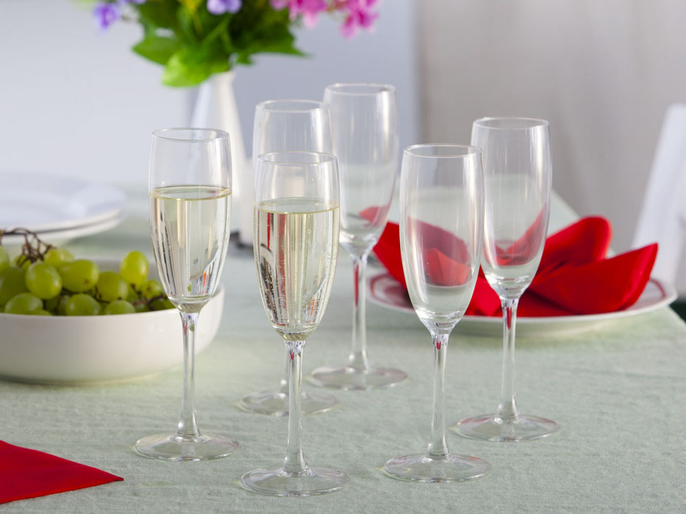 Diamond set of 6 champagne glasses 180ml