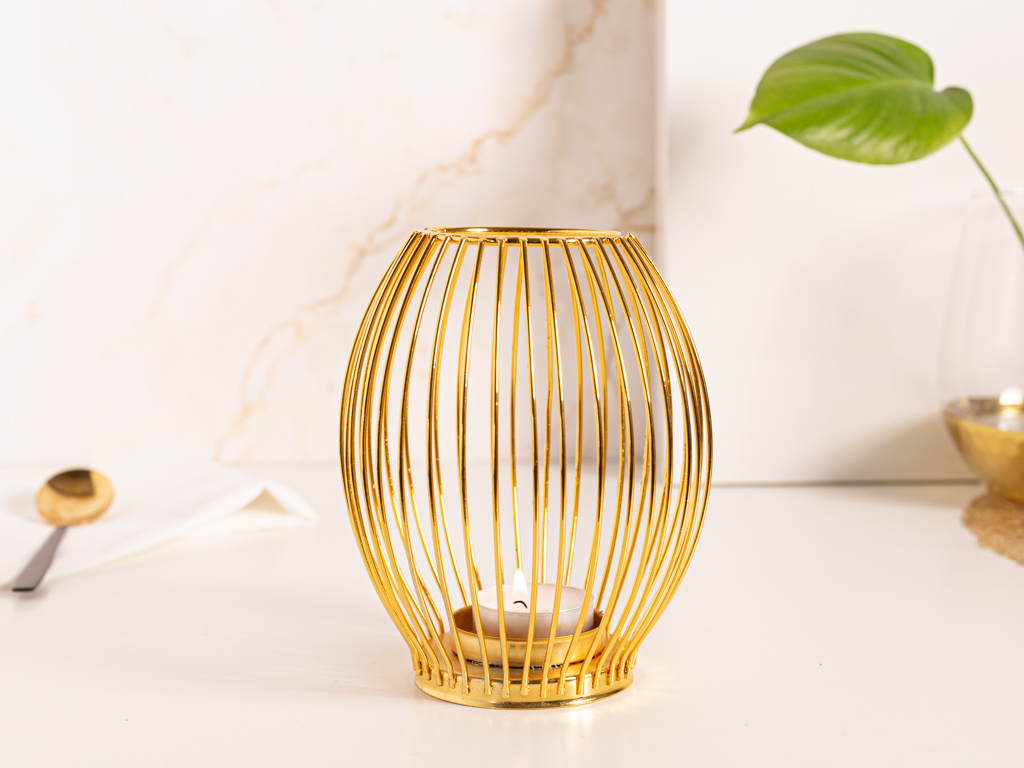 Gold metal lattice candle holder 12x12x18 cm